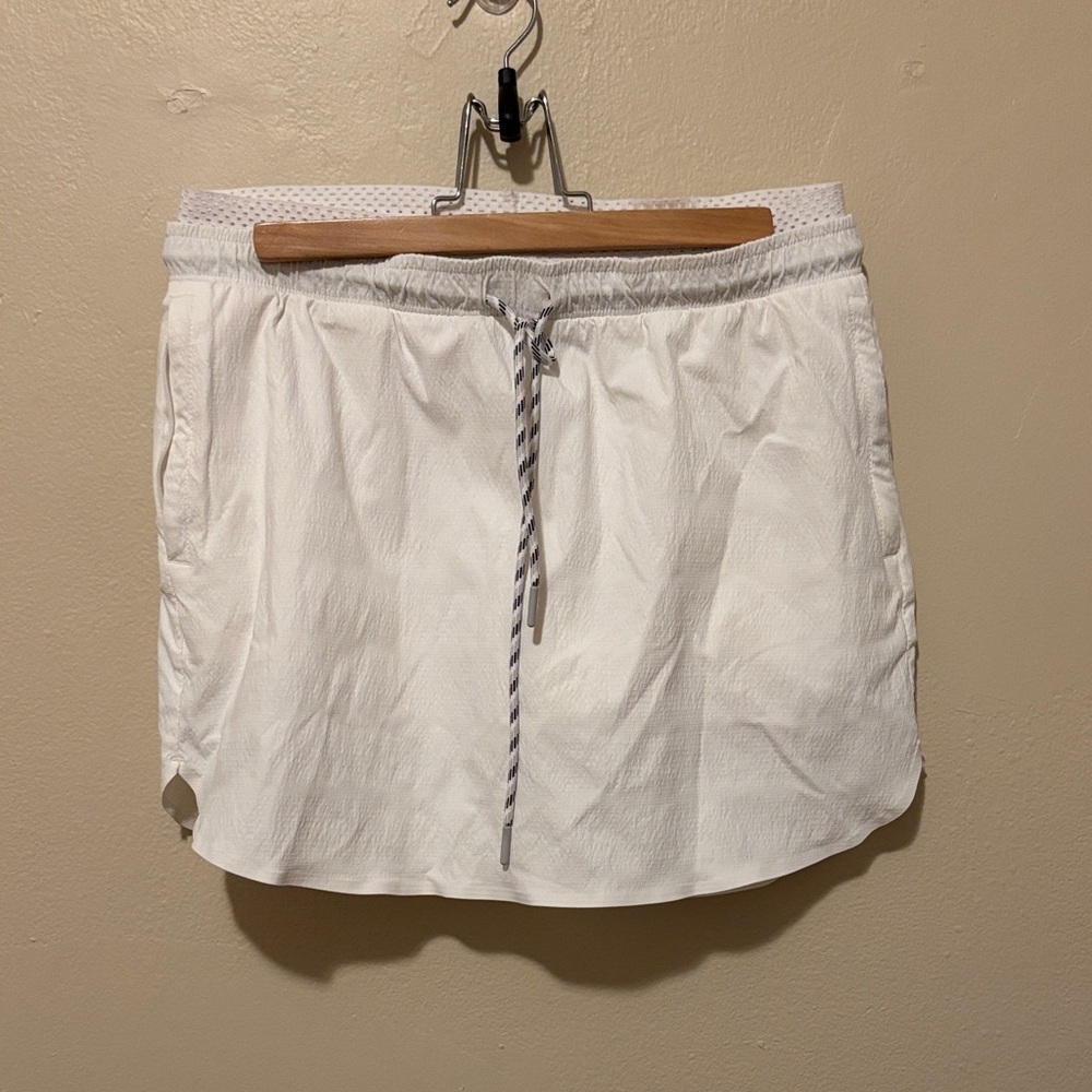 Athleta White Active Skirt with Pocket
